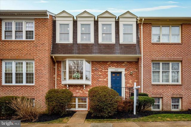 10147 OAKWOOD CHASE CT, Oakton, VA 22124