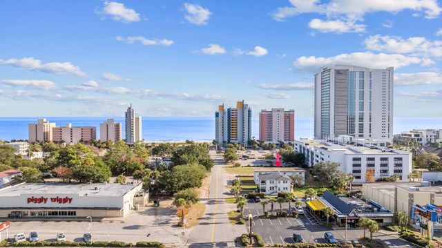 409 17th Ave. N, Myrtle Beach, SC 29577