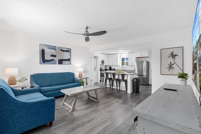 409 17th Ave. N, Myrtle Beach, SC 29577