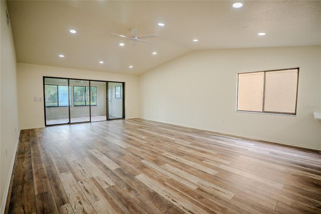 3947 CYPRESS LANDING W, Winter Haven, FL 33884