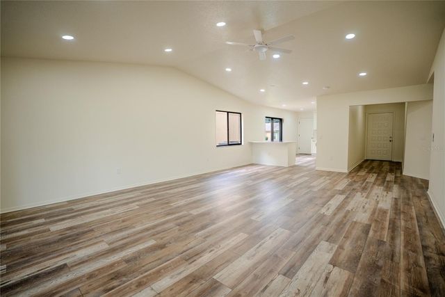 3947 CYPRESS LANDING W, Winter Haven, FL 33884