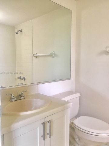 5400 W 21st Court 306, Hialeah, FL 33016