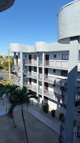5400 W 21st Court 306, Hialeah, FL 33016