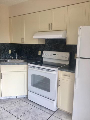5400 W 21st Court 306, Hialeah, FL 33016