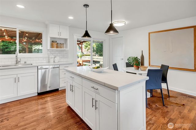 18009 110th Place SE, Renton, WA 98055