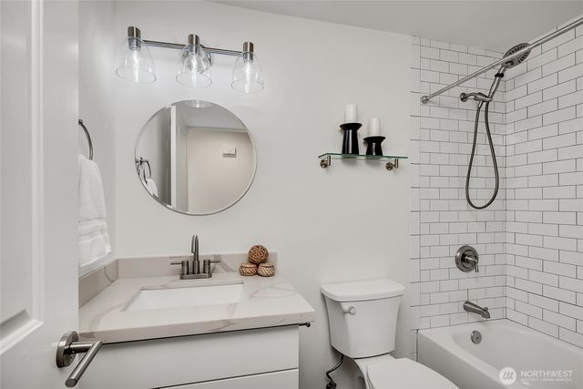 18009 110th Place SE, Renton, WA 98055