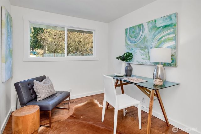 18009 110th Place SE, Renton, WA 98055