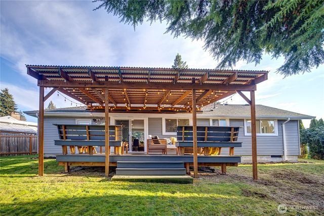 18009 110th Place SE, Renton, WA 98055