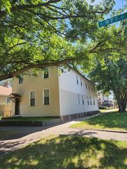 3039 E 97TH Street, Chicago, IL 60617