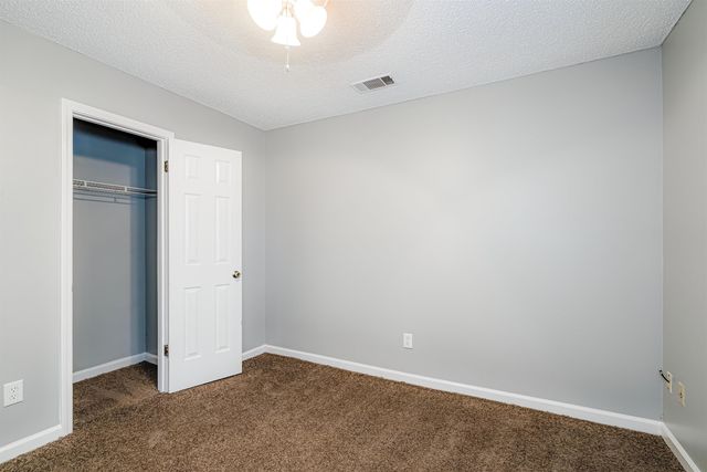 3913 OAK BRANCH CIR E, Memphis, TN 38135