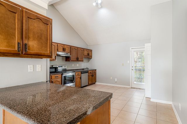 3913 OAK BRANCH CIR E, Memphis, TN 38135