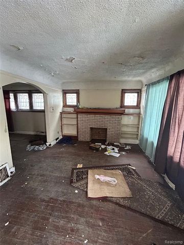 12708 Cloverlawn Street, Detroit, MI 48238