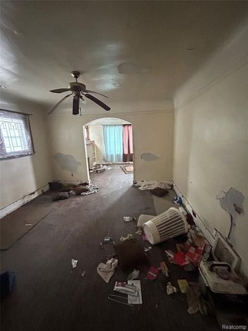 12708 Cloverlawn Street, Detroit, MI 48238