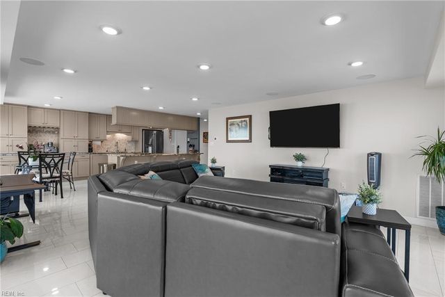 2830 Shore Dr Apt 1103, Virginia Beach, VA 23451