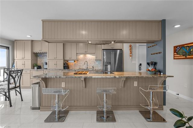 2830 Shore Dr Apt 1103, Virginia Beach, VA 23451