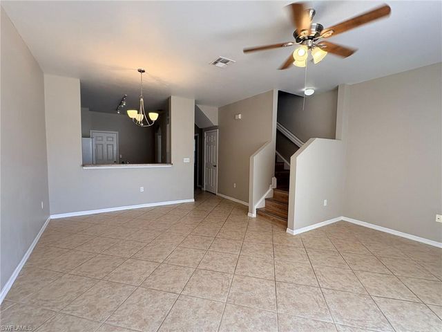 3643 Pine Oak Cir, Fort Myers, FL 33916