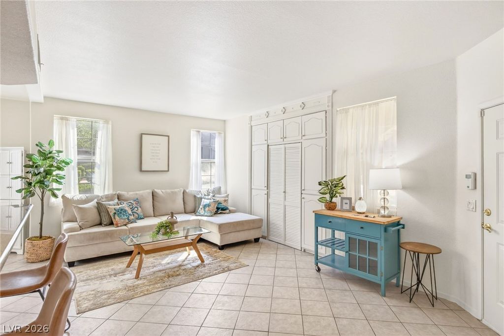 9901 Trailwood Drive 1088, Las Vegas, NV 89134 — photo 2