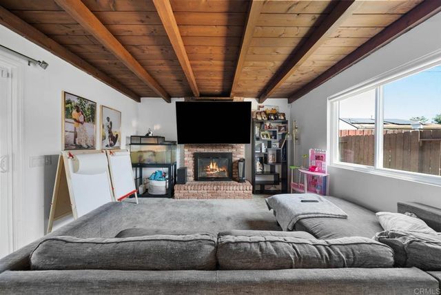 565 June Way, El Cajon, CA 92021