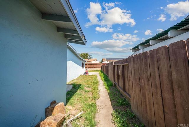 565 June Way, El Cajon, CA 92021