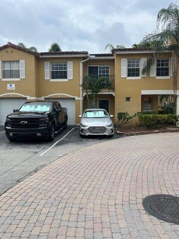 1040 Lake Shore Drive 105, Lake Park, FL 33403