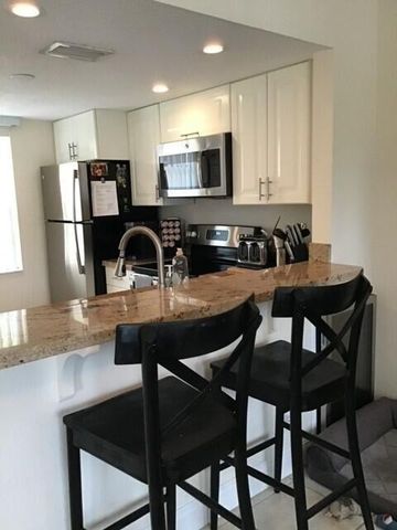 1040 Lake Shore Drive 105, Lake Park, FL 33403