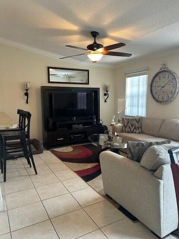 1040 Lake Shore Drive 105, Lake Park, FL 33403