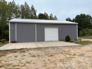 1910 W Maple Grove Road, Farwell, MI 48622