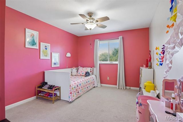 571 Arblay Place, Manchester, MO 63011