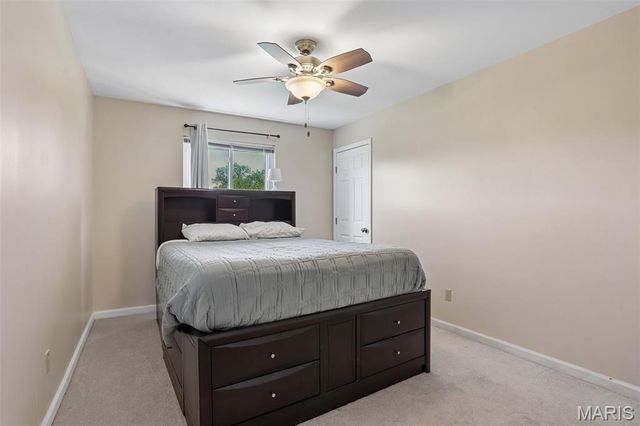 571 Arblay Place, Manchester, MO 63011