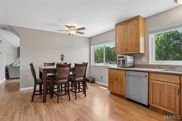 571 Arblay Place, Manchester, MO 63011
