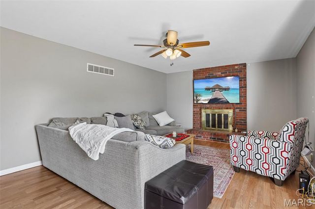 571 Arblay Place, Manchester, MO 63011