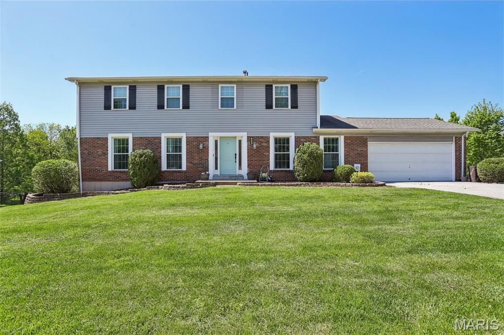 571 Arblay Place, Manchester, MO 63011
