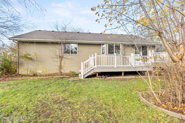 9192 N GREAT HALL DR, Hayden, ID 83835