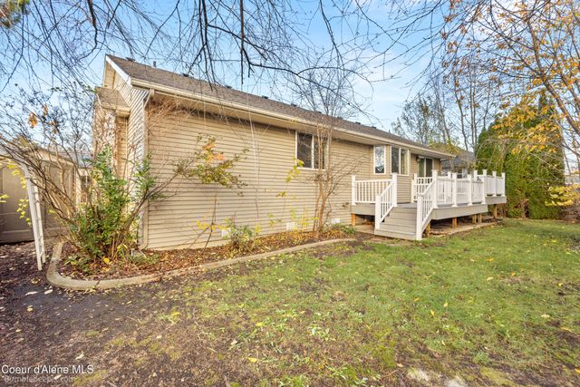 9192 N GREAT HALL DR, Hayden, ID 83835