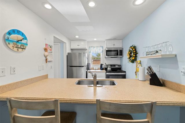 12760 INDIAN ROCKS ROAD 107, Largo, FL 33774