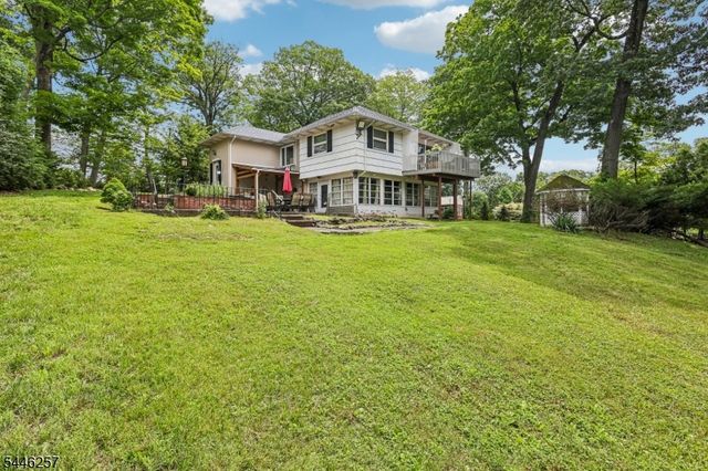 695 Berdan Ave, Wayne Twp., NJ 07470