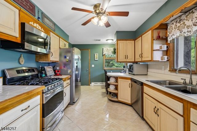 695 Berdan Ave, Wayne Twp., NJ 07470