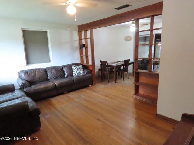 2295 LAKE Drive, Jacksonville, FL 32246