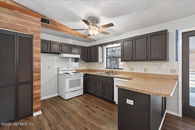535 S PROSPECT Street, Crescent City, FL 32112