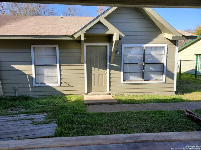 7906 FALCON RIDGE DR, San Antonio, TX 78239