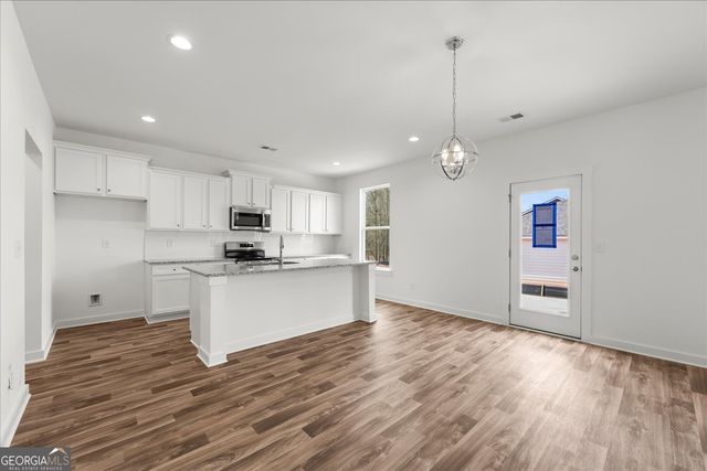 528 Lillian Way, Statham, GA 30666