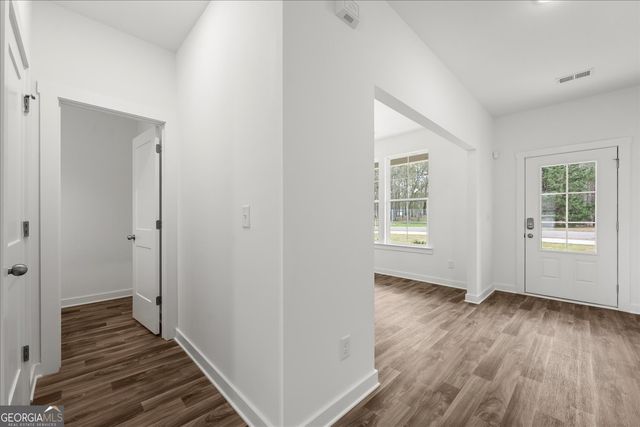 528 Lillian Way, Statham, GA 30666