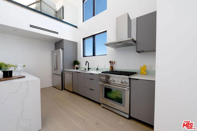 1361 Kelton Avenue 502, Los Angeles, CA 90024