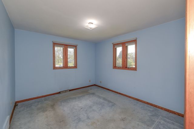 402 N First Street, Elburn, IL 60119