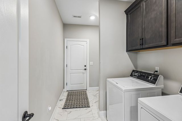 6820 Kew Gdn, Smyrna, TN 37167