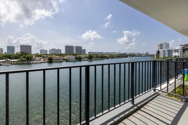 10101 E Bay Harbor Drive 504, Bay Harbor Islands, FL 33154