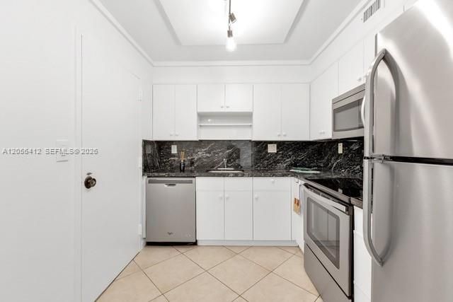 10101 E Bay Harbor Drive 504, Bay Harbor Islands, FL 33154