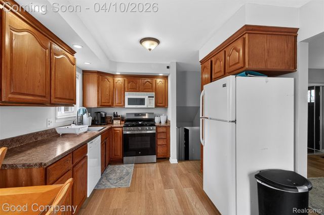 41036 Paign Drive, Sterling Heights, MI 48313