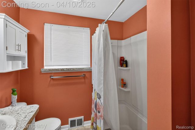 41036 Paign Drive, Sterling Heights, MI 48313