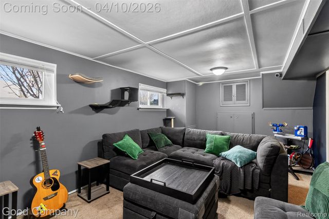 41036 Paign Drive, Sterling Heights, MI 48313